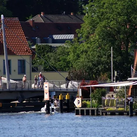 Living Lust 3 In Daire Malchow (Mecklenburg-Vorpommern)